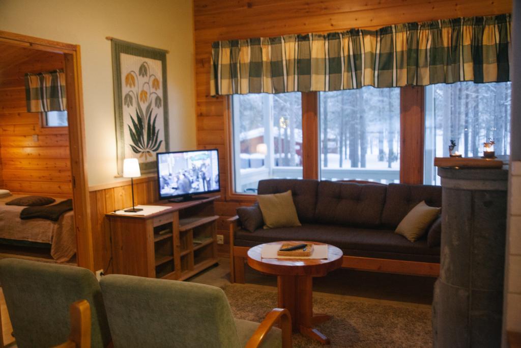 Petaejaekylae Villa Kuusamo Room photo